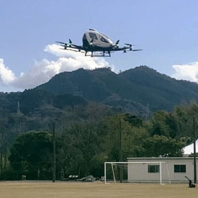 空飛ぶ車