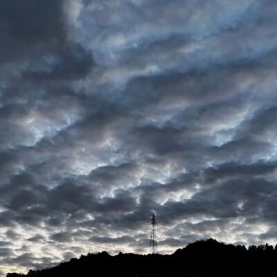 今週の1枚「雲」～ 木曜日のランチNAMBAN